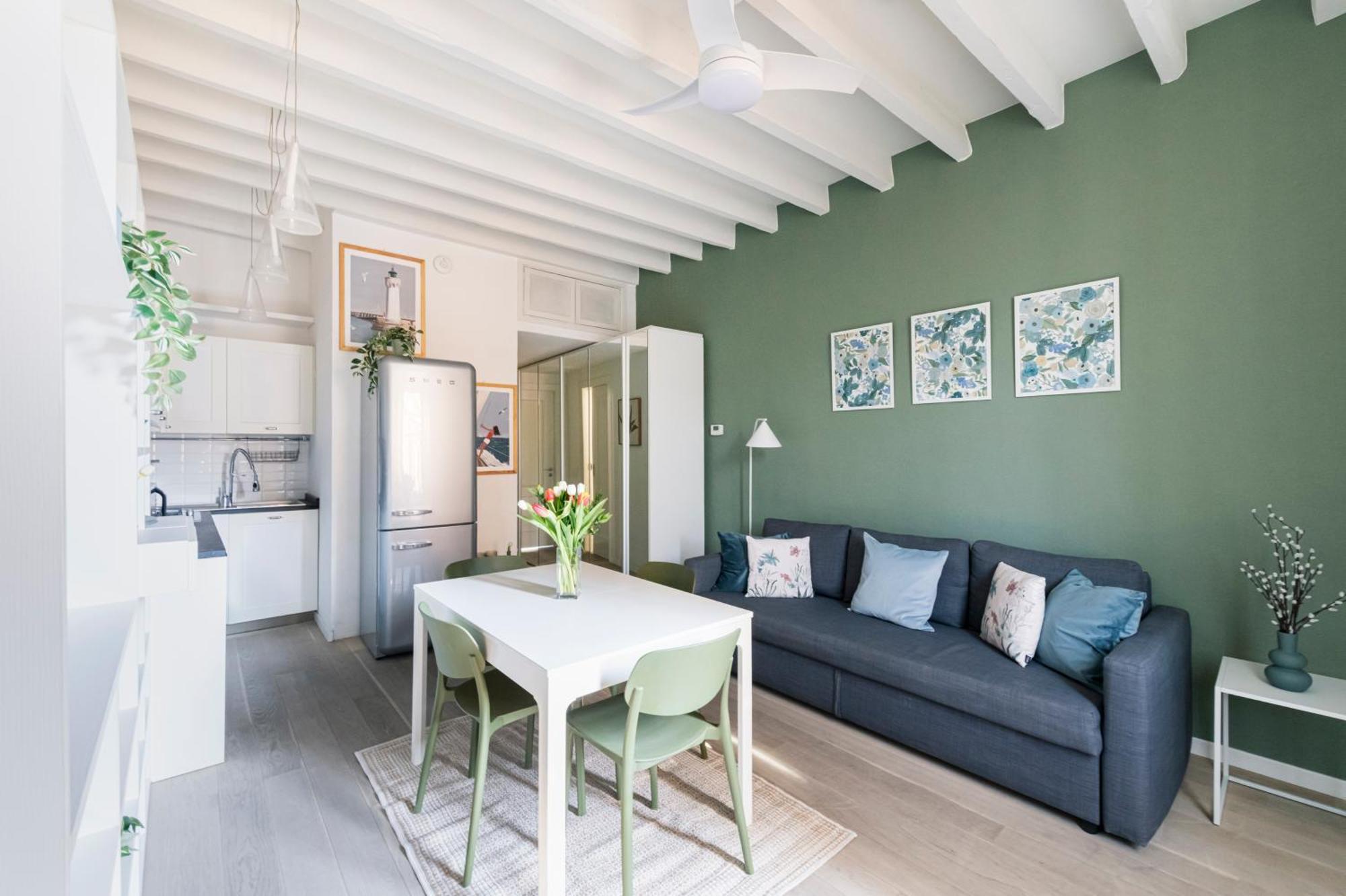Lovely Apartment On The Navigli River By Easylife Milan Exterior photo